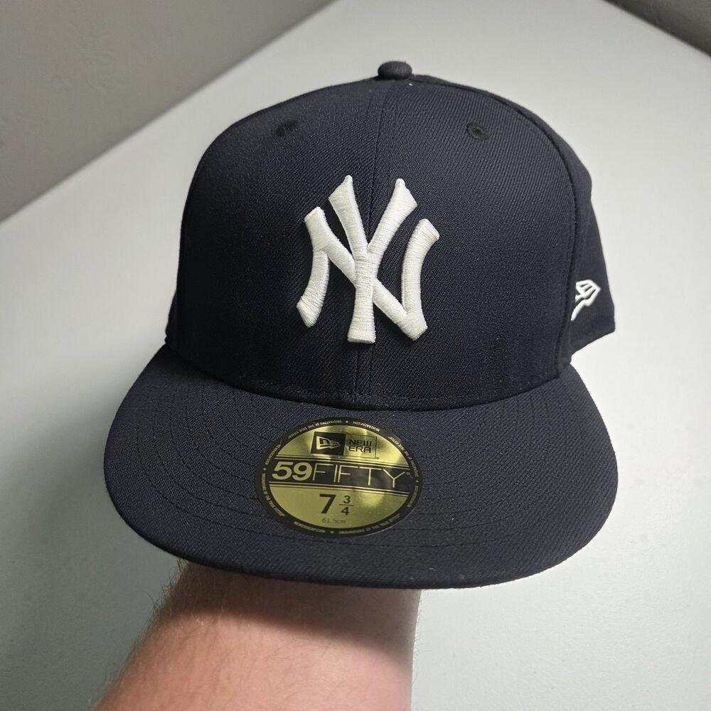 ​New Era 59FIFTY New York Yankees Hat Mens 7 3/4 Navy Blue Fitted MLB